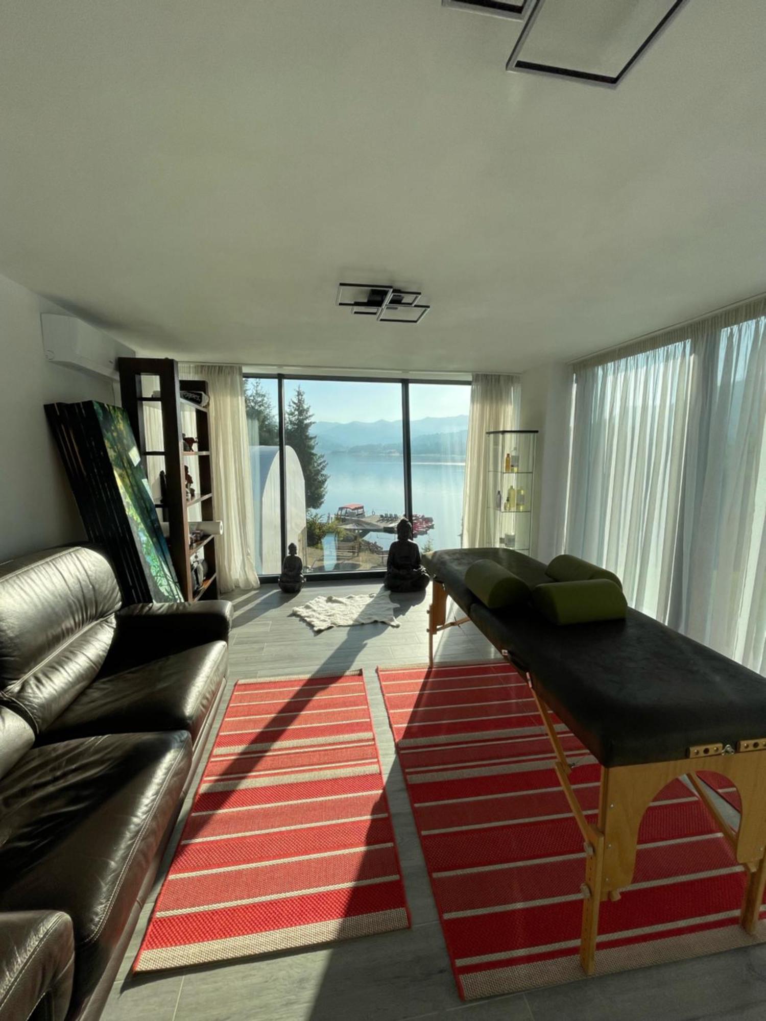 Hotel Roser House Boutique - Pe Malul Lacului Colibiţa מראה חיצוני תמונה