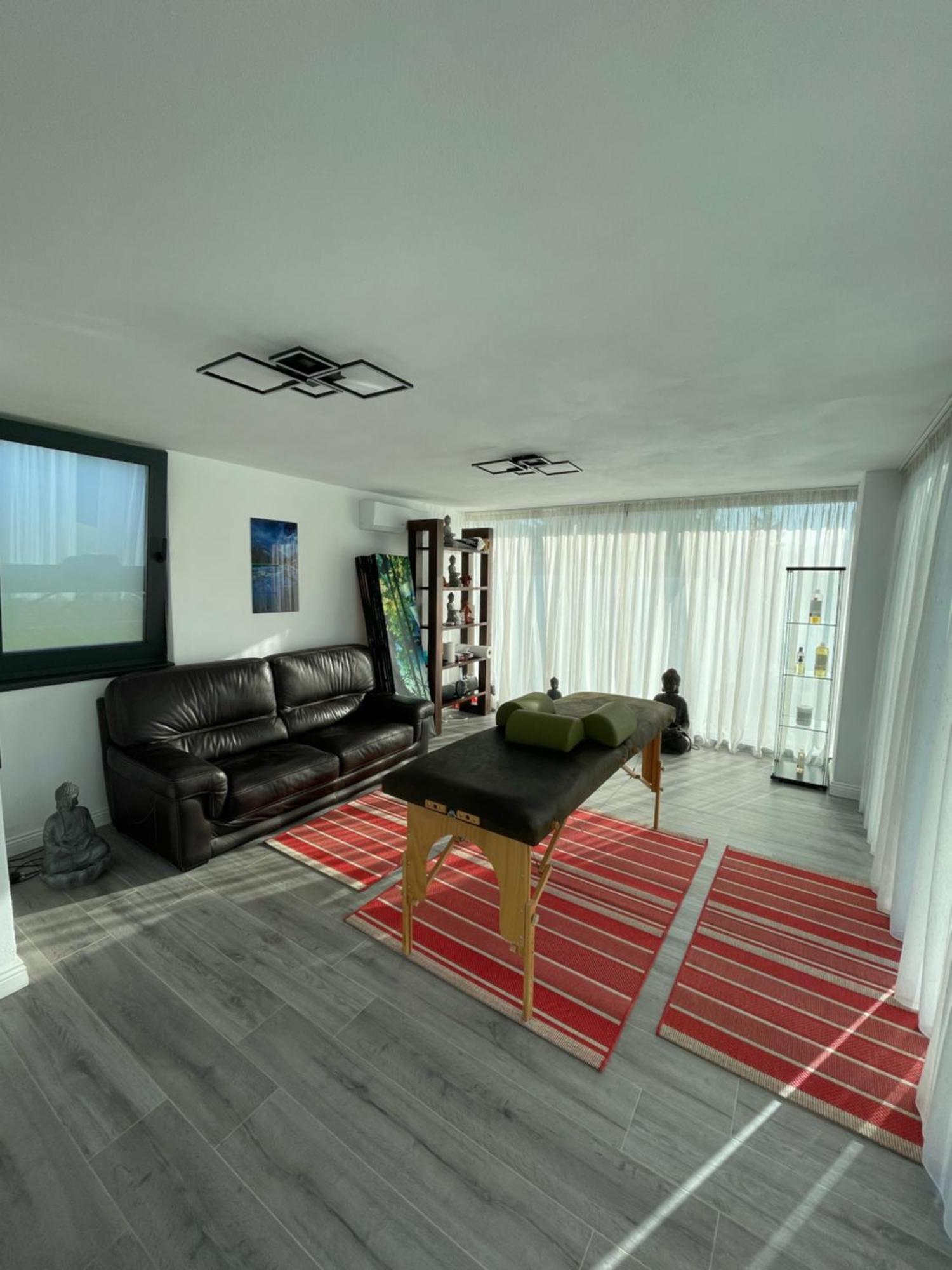 Hotel Roser House Boutique - Pe Malul Lacului Colibiţa מראה חיצוני תמונה