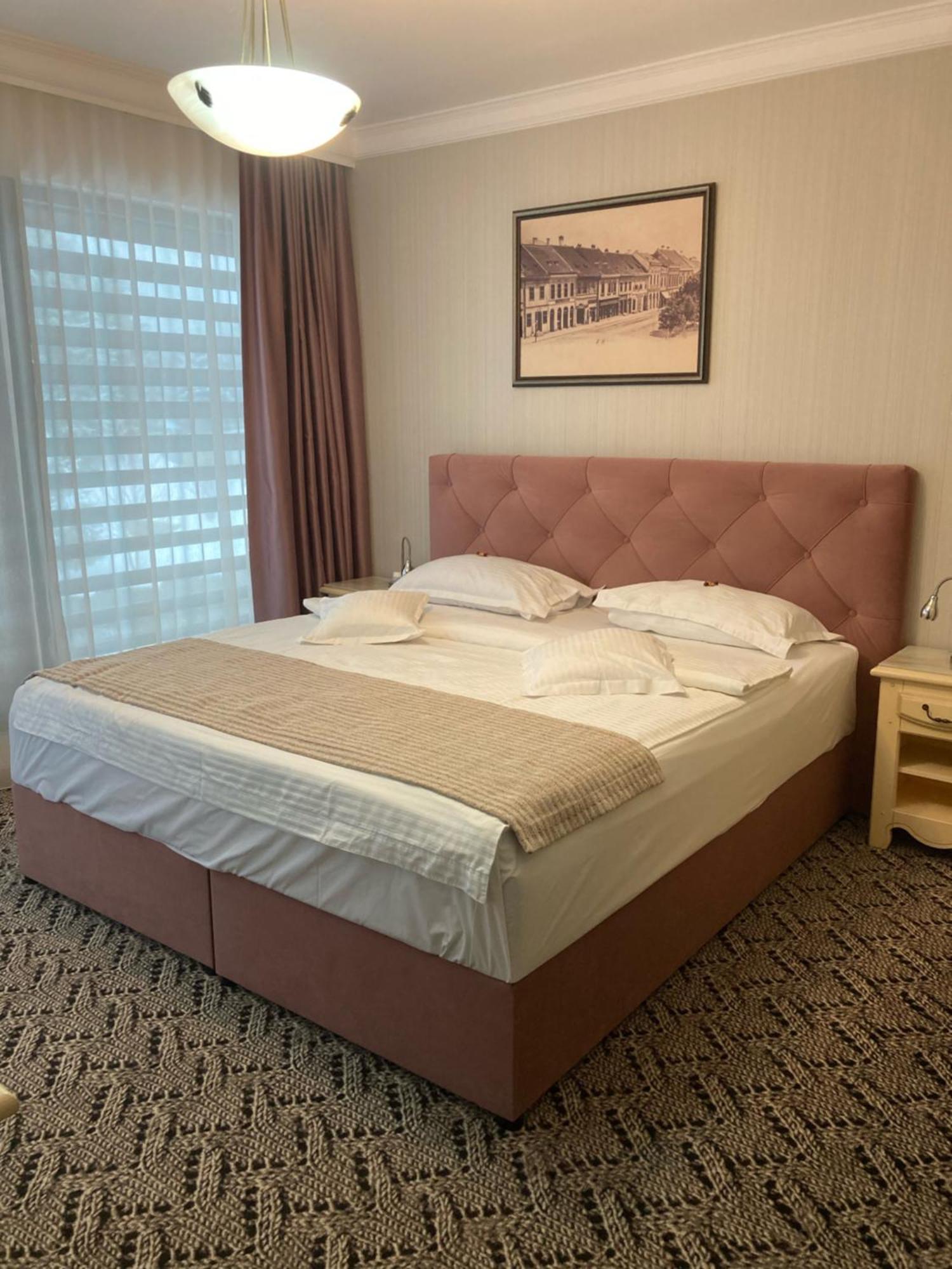 Hotel Roser House Boutique - Pe Malul Lacului Colibiţa חדר תמונה